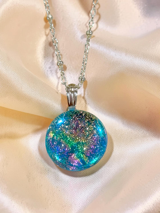 silver moana pendant (satellite bead chain)